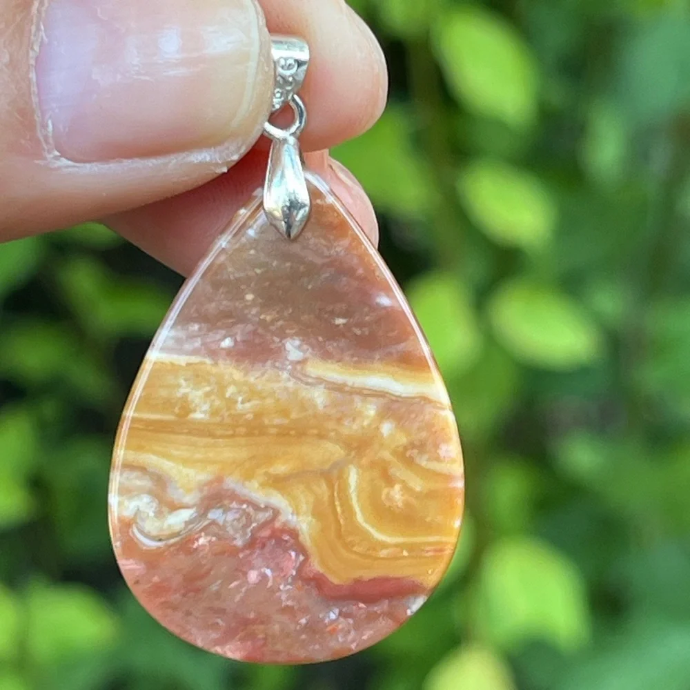 Sterling silver Alashan agate teardrop‎ pendant 1547